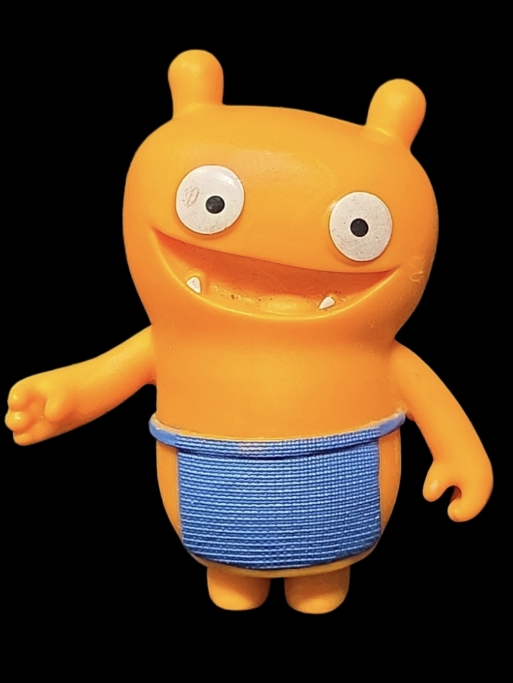 2018 Hasbro Ugly Dolls "Wage" Orange Monster Figure with Blue Cloth Waistband